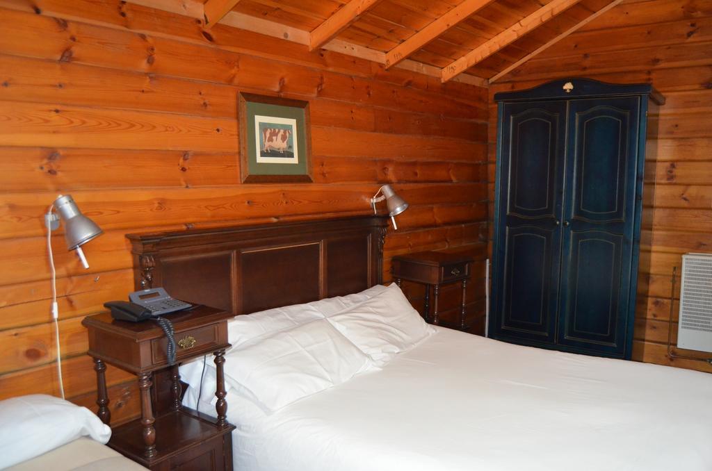 La Posada De Cortegana Habitación foto